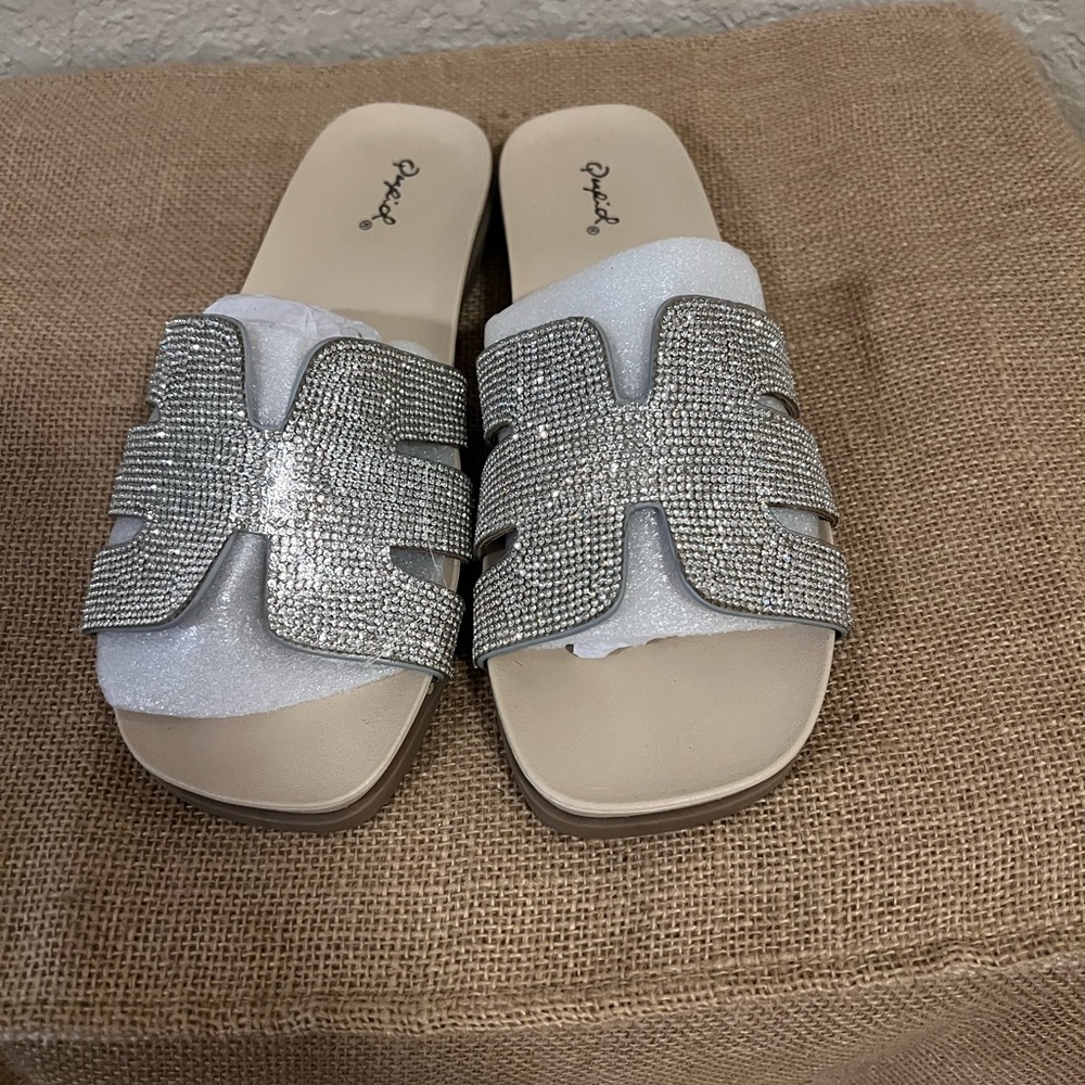 Qupid Silver Glitter Slide Sandals